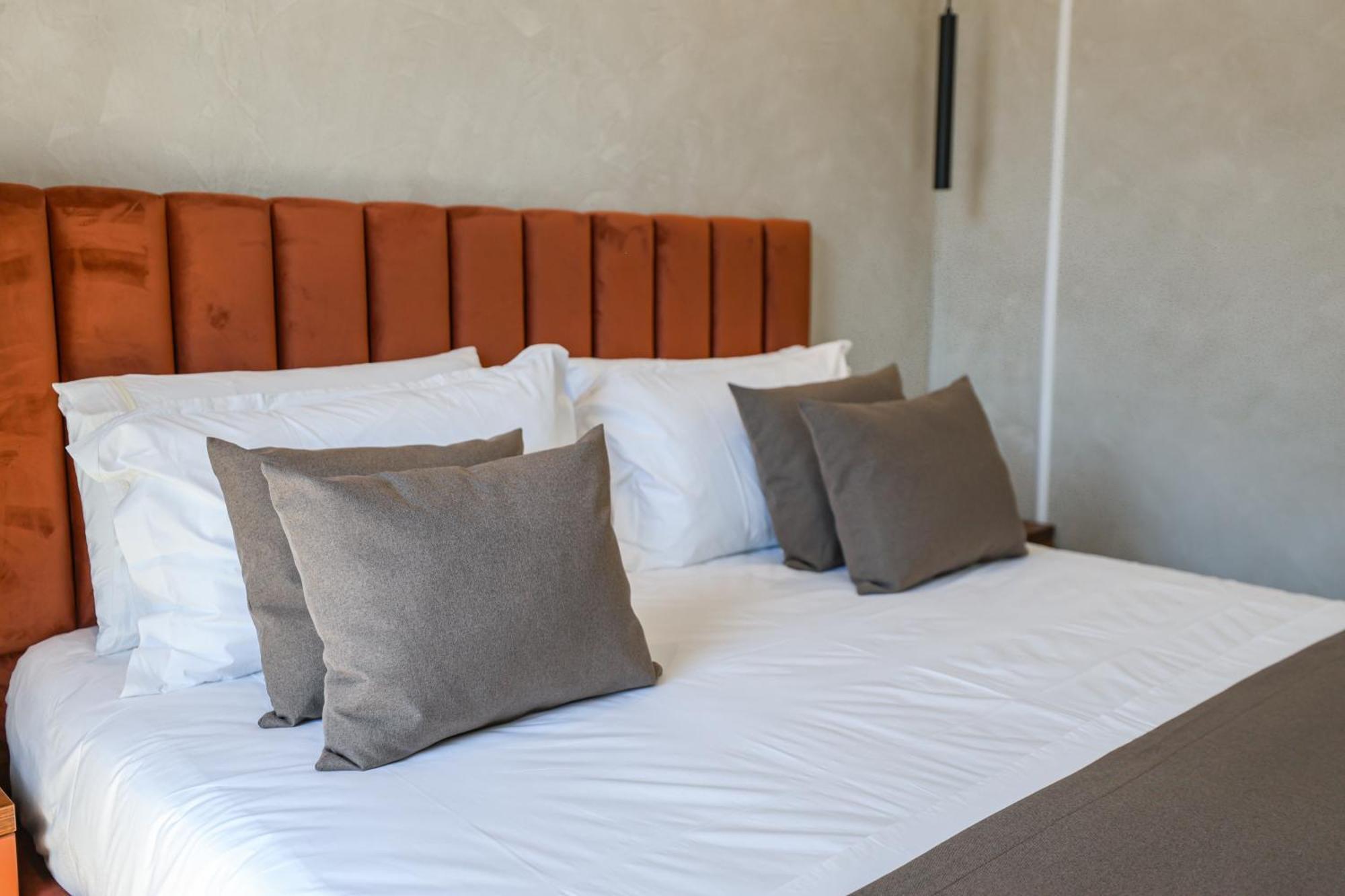 Hotel Plaza 培拉特 外观 照片