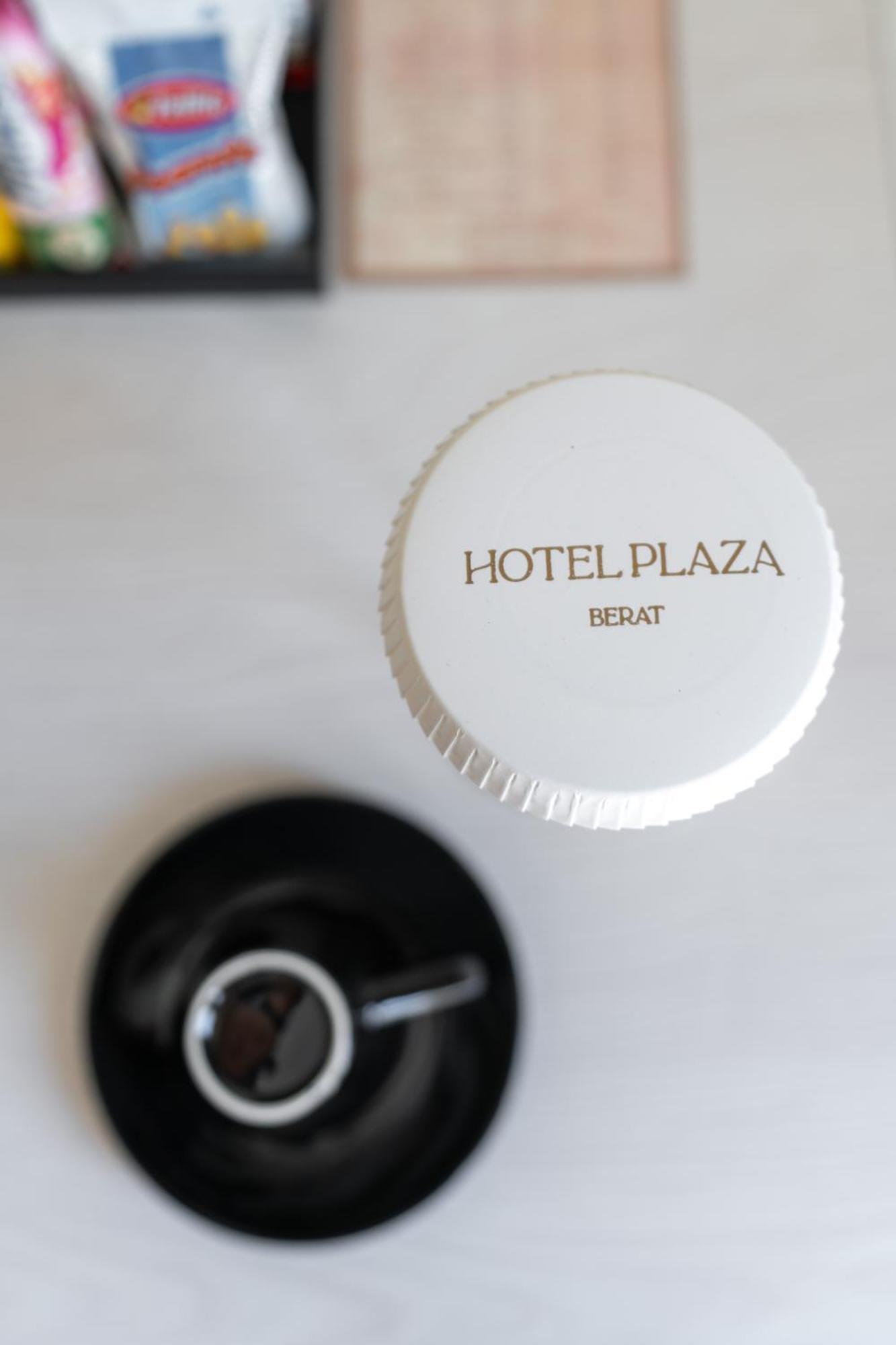 Hotel Plaza 培拉特 外观 照片